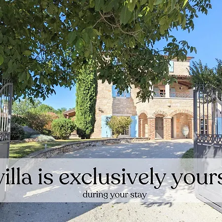 Paolina - Hot Tub, Breakfast & Large Garden Vila
